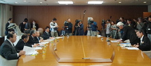 復興特区導入の意義を訴える「水産復興特区地域協議会」