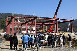 桃浦かき処理加工場の上棟式を実施