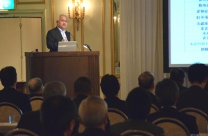 元・東京築地市場長の森本氏を講師に三者合同研修会