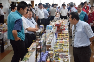 仙台水産加工部が秋冬の商品提案会を開催