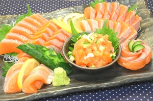 養殖銀鮭「伊達のぎん」の本格出荷に合わせ試食提案会