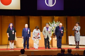 島貫会長が「特別市政功労者」として受彰