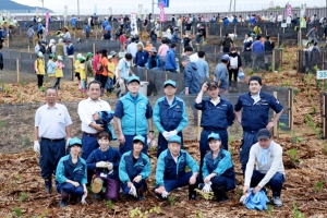 仙水グループが「石巻復興の森づくり植樹祭」に参加