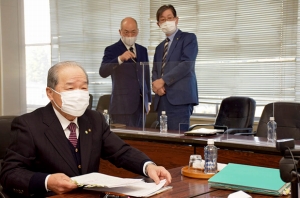 中央魚類マネジメント研修に島貫会長がリモート講演