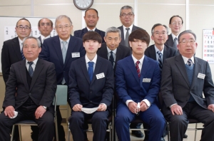 新入社員を歓迎 東海入社式