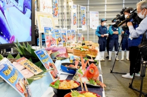 「父の日ごちそうフェア！」で海鮮丼などを提案